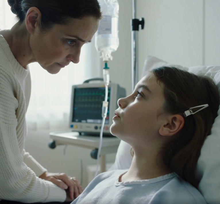 The Unbreakable ‘No’: Told to Abandon Her Disabled Daughter, This Mother’s Single Act of Defiance Launches the Child to Stardom, Defying Every Doubt to Land Roles on National TV and Redefine the Meaning of Beauty on the World’s Runways