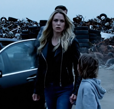 I Saw a Woman Dump a Trash Bag in an Abandoned Lot. I Heard a Whimper. Inside Was a 7-Year-Old Girl, Tied and Left to Die. I Rescued Her. Days Later, the Woman Sued Me for Custody, Painting Me as a Kidnapper. She Didn’t Know I Was a Billionaire. And She Really Didn’t Know What I Was About to Play in That Courtroom.