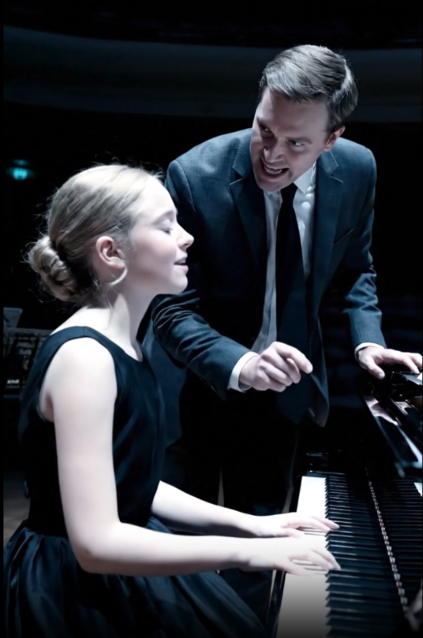 The Night My Multi-Million Dollar Hands Went Cold: I Was the World’s Most Arrogant Piano Virtuoso, Known for Perfection, But a 13-Year-Old Blind Girl Changed Everything. She Strolled Past My Security Detail, Touched the Keys I Idolized, and Played a Single, Simple Melody That Forced Me to Cancel My $10 Million Tour and Question Everything I Thought I Knew About Art, Success, and the Soul—The Shocking Truth Behind My Sudden Hiatus from the Global Stage, and Why Pure Perfection is Often the Most Profound Kind of Blindness.